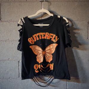 Butterfly Queen Distressed Cutout Graphic Tee – Like New (XL) festival grunge